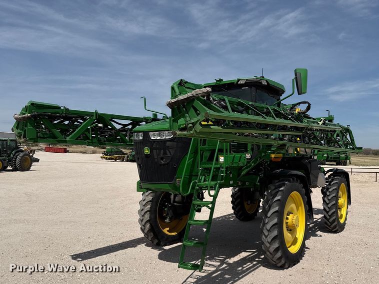 2022 John Deere 412R sprayer - DZ5363
