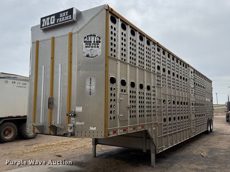 TURNPIKE LIVESTOCK TRAILER MAMMOTH ブリキ Livestock Trailer For Sale In Kansas | Purple Wave Auction
