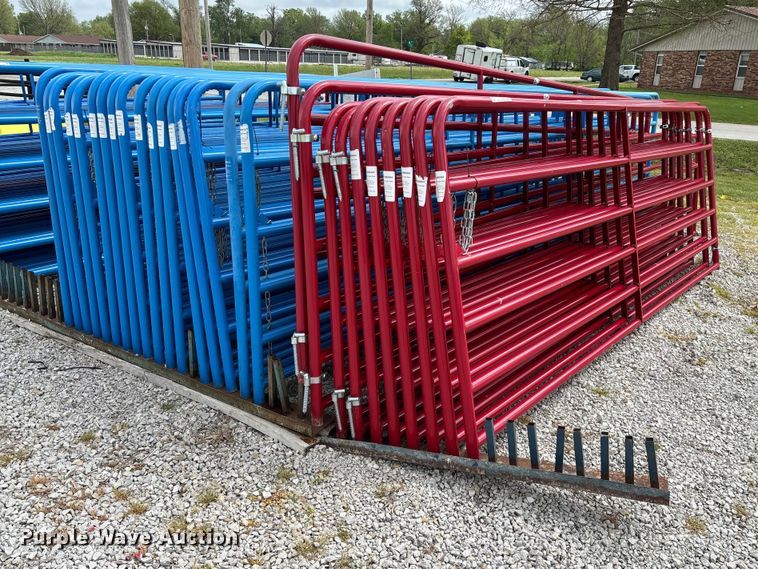 (27) MFA livestock panels - EO4194