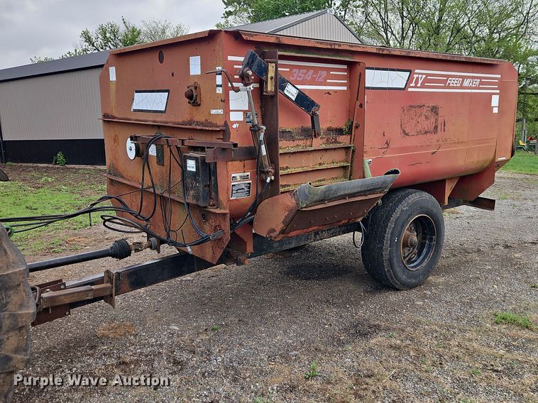 Roto-Mix 354-12 feed mixer - EO7244