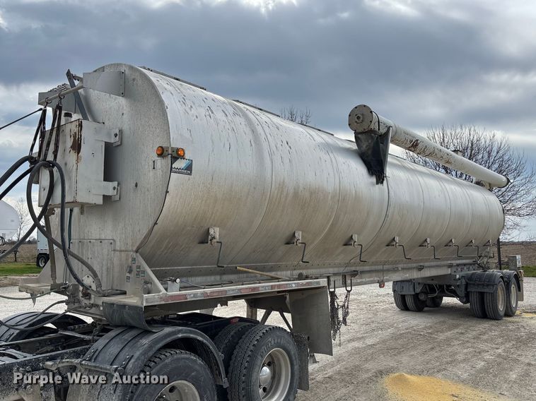 2013 Warren AT-36-SER4 feed delivery trailer - FB3308