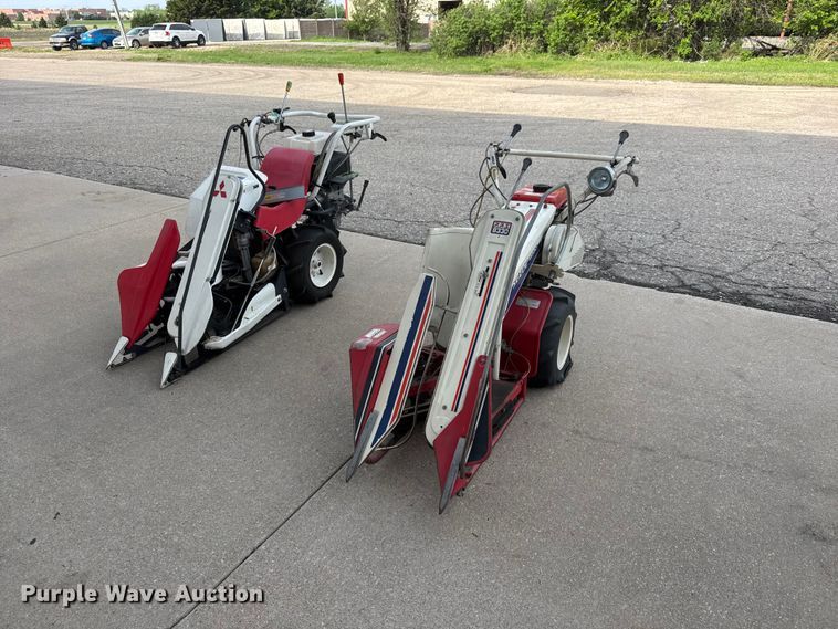 (2) Mitsubishi reaper binders - MX9040