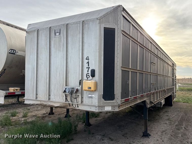 2006 Barrett livestock trailer - DZ5381