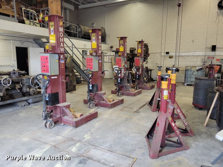 Mohawk MP18006 four post lift - DZ7012
