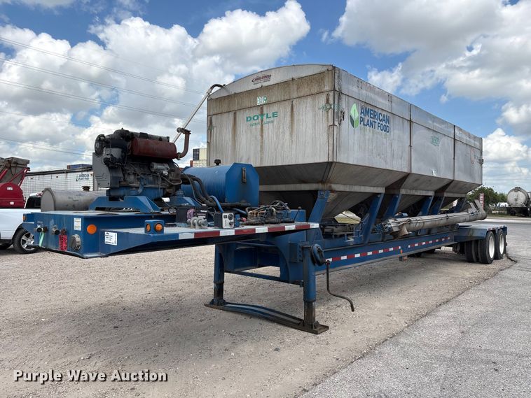 2012 Behnke Enterprises fertilizer delivery trailer - EA7260