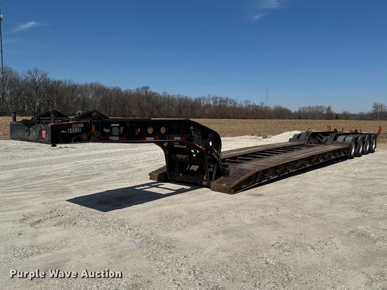 2009 Fountain Magnitude 55H 26 lowboy equipment trailer - EQ5024