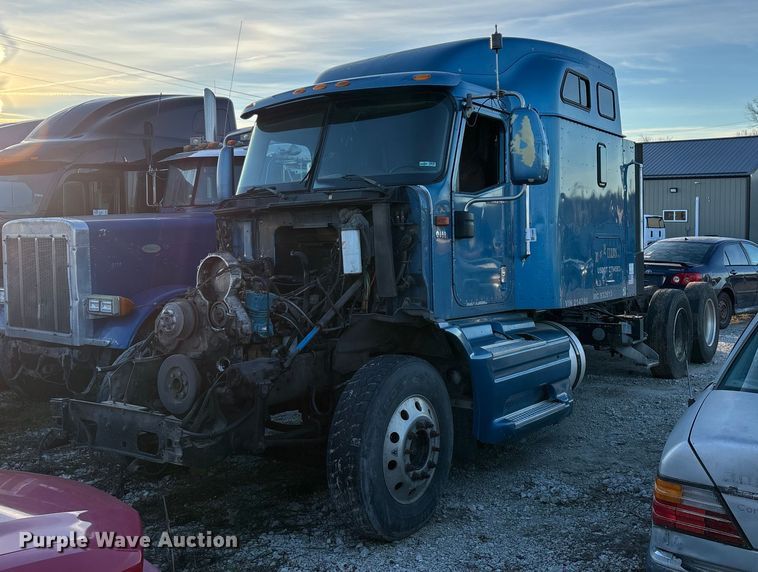 2006 International 9400i semi truck - FG0001