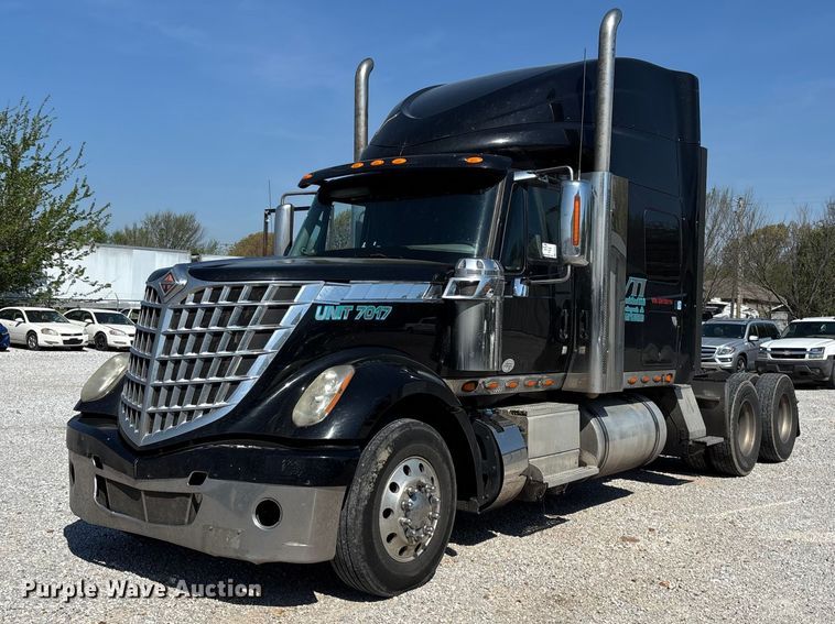 2016 International Lonestar SFA semi truck - FG0241