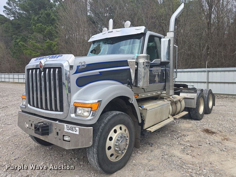 2024 International HX520 semi truck - YA2583