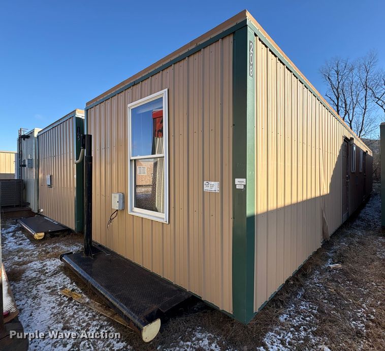 Skid mounted living quarters - DT2820