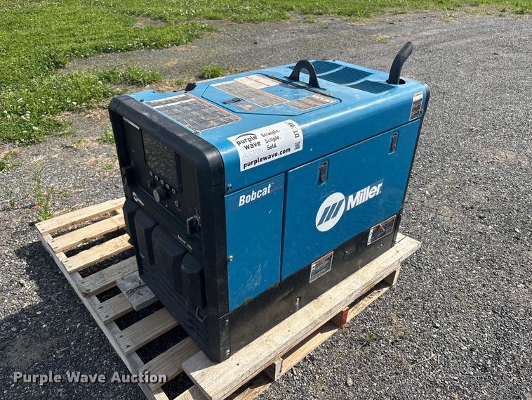Miller Bobcat 265 welder/generator - DT2897