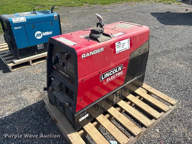 Lincoln Ranger 225 welder/generator - DT2898