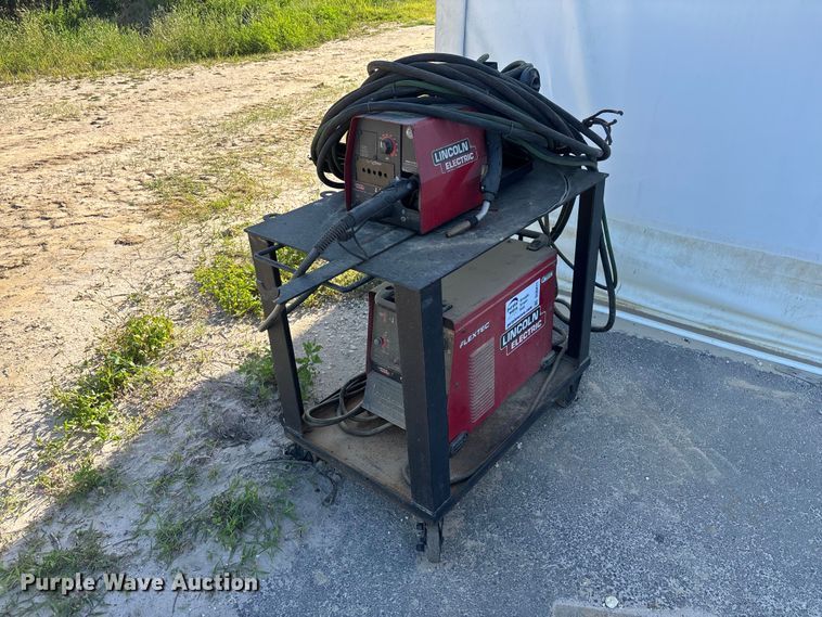Lincoln Electric FLEXTEC 450 welder - DU0471