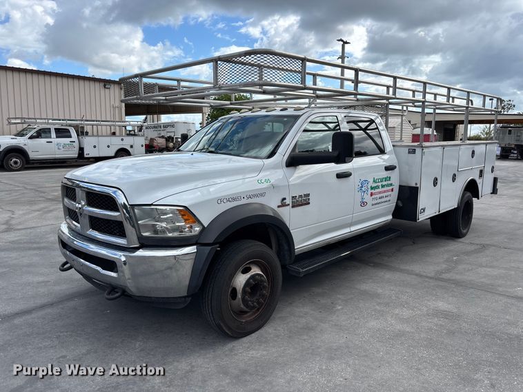 2018 RAM 5500 Crew Cab utility / service truck - DU0481