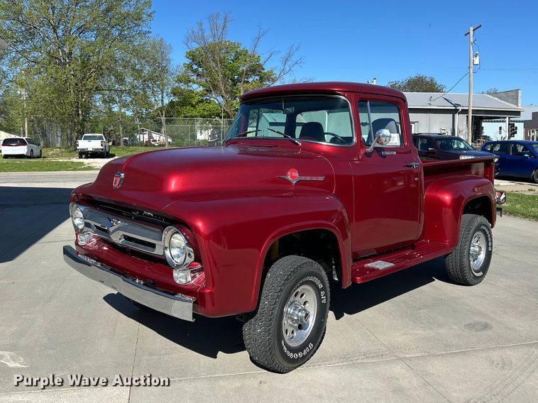 1956 Ford F100 pickup truck - DV0897