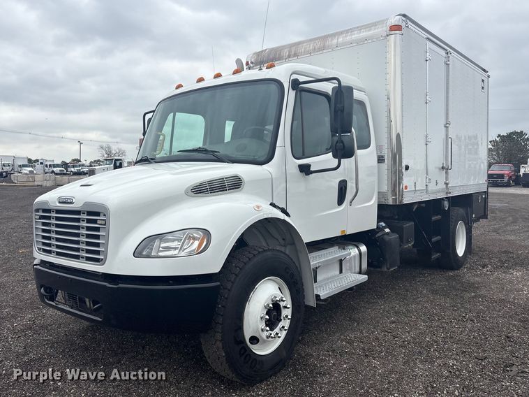 2020 Freightliner Business Class M2 Ext. Cab utility / service truck - EG8939