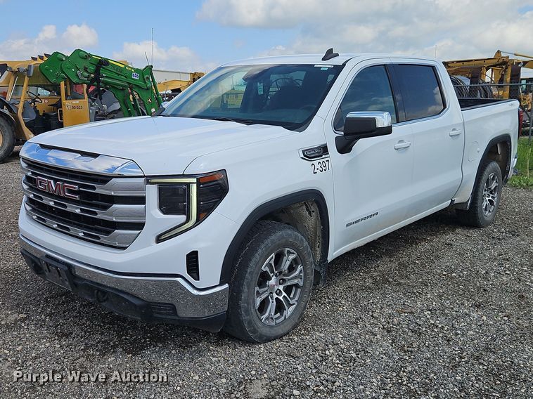 2022 GMC Sierra Crew Cab pickup truck - EO7248