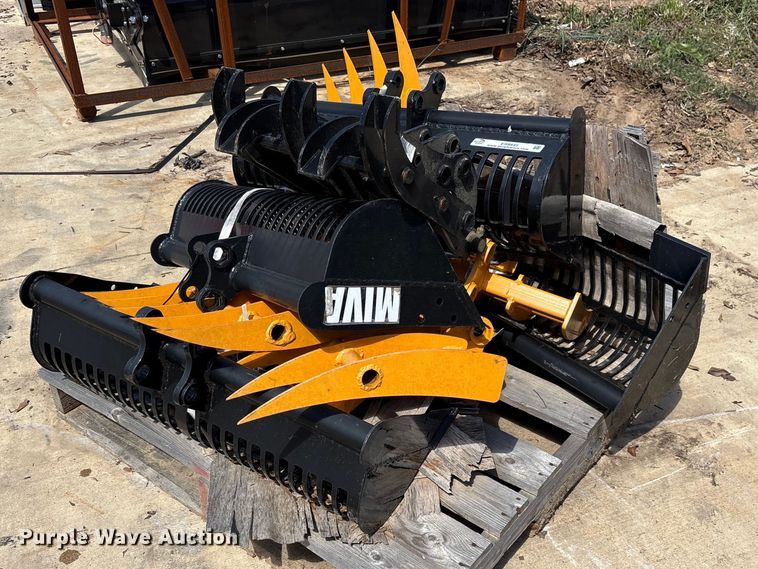 Mini excavator attachments - ES8845