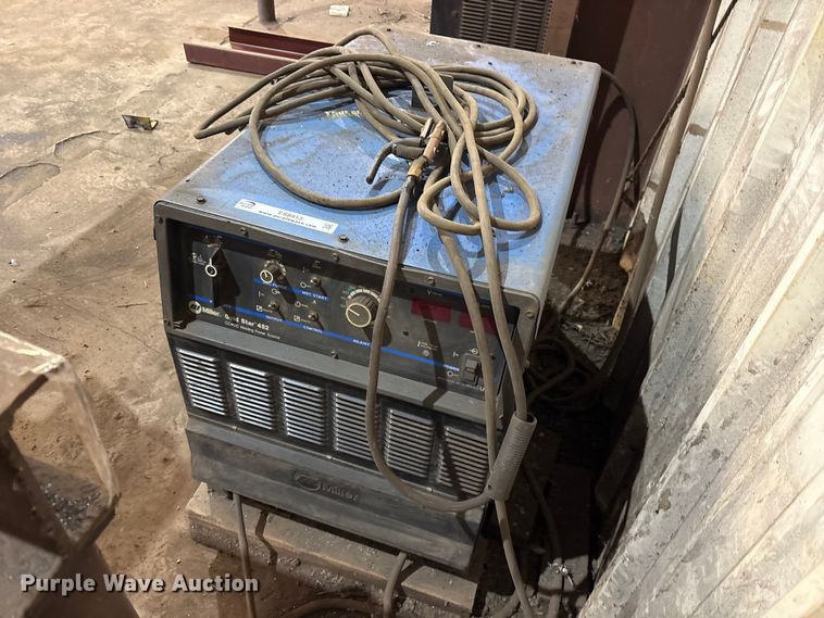 Miller Gold Star 452 welder - ES8913