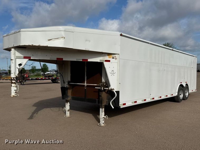 2018 Titan JR8322 enclosed cargo trailer - ET1966