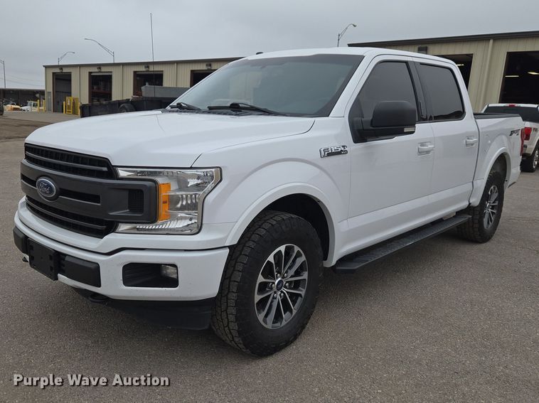 2018 Ford F150 Crew Cab pickup truck - ET5055