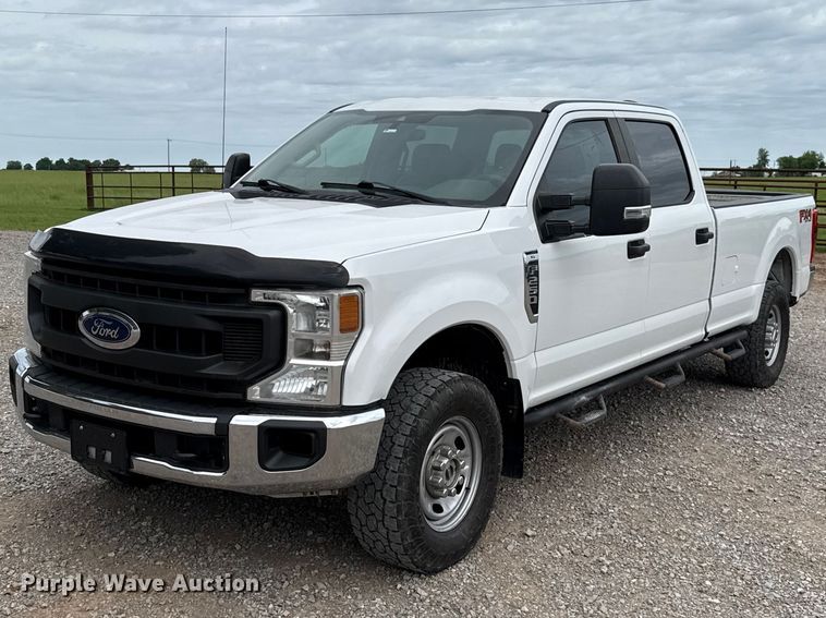 2020 Ford F250 Super Duty Crew Cab pickup truck - ET6098