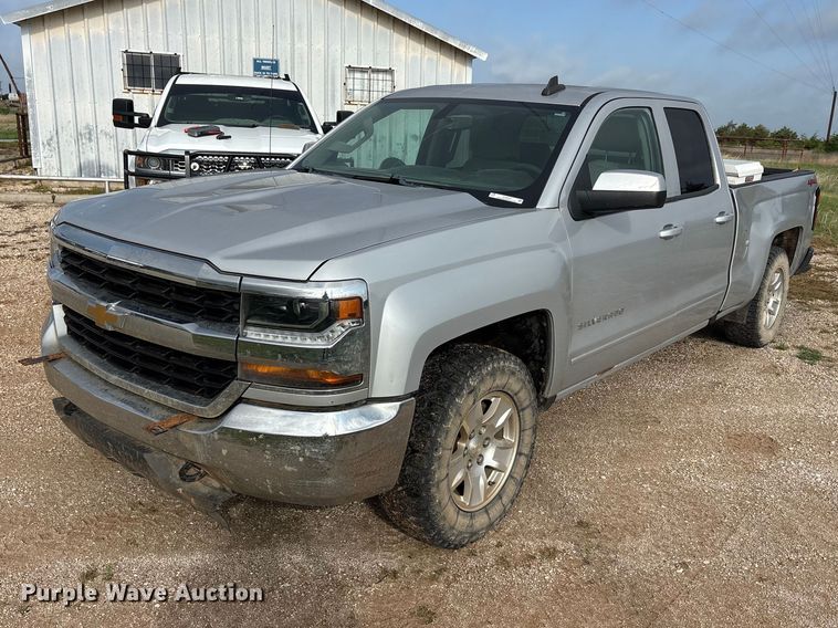 2018 Chevrolet Silverado 1500 Ext. Cab pickup truck - EU0497