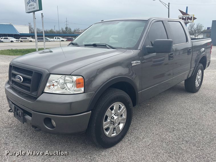 2007 Ford F150 Crew Cab pickup truck - EV2899