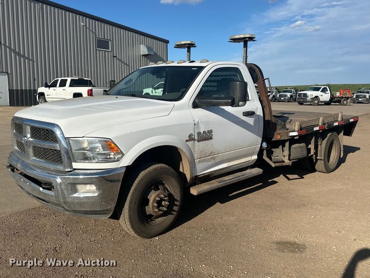 2016 RAM 3500 flatbed pickup truck - EV5887