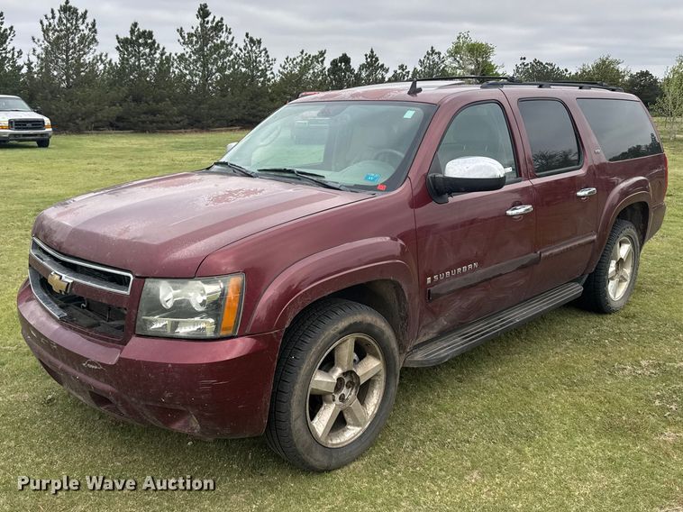 2008 Chevrolet Suburban 1500  SUV - FB7251