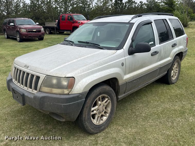 2004 Jeep Grand Cherokee SUV - FB7253