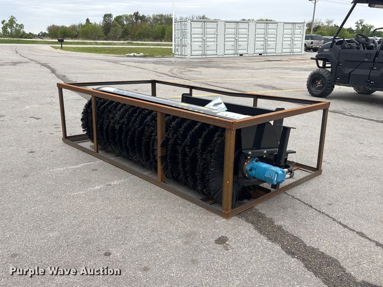 2026 Mower King SSAB72 skid steer broom - FG2994