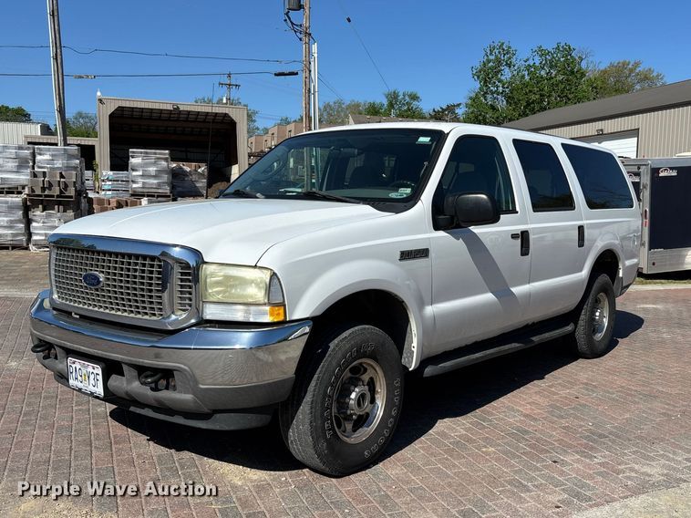 2003 Ford Excursion XLT  - FH7063