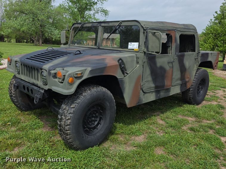 1990 AM General M998 Humvee SUV - FI1000