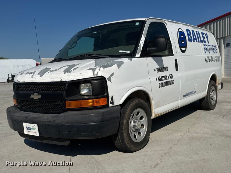 2012 Chevrolet Express 1500 cargo van - GA9703
