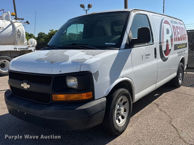 2012 Chevrolet Express 1500 cargo van - GA9705