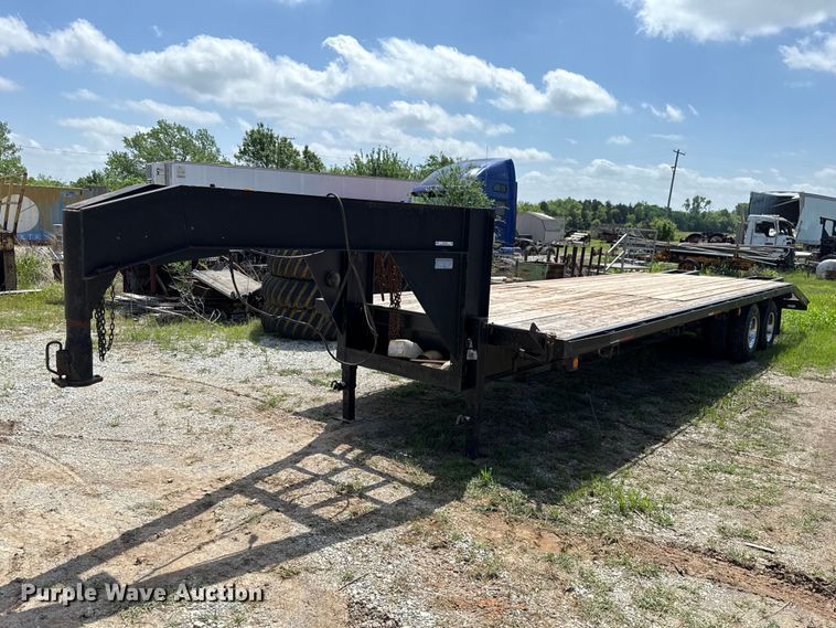 1995 National Trailer Mfg. equipment trailer - NK9226