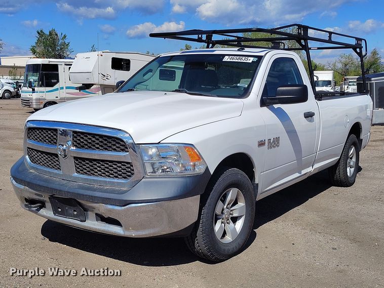 2016 RAM 1500 pickup truck - YA2113
