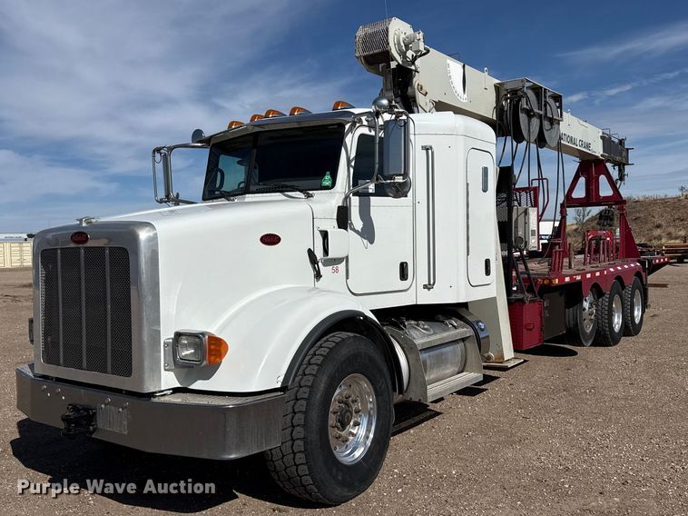 2015 Peterbilt 365 crane truck - DH1931