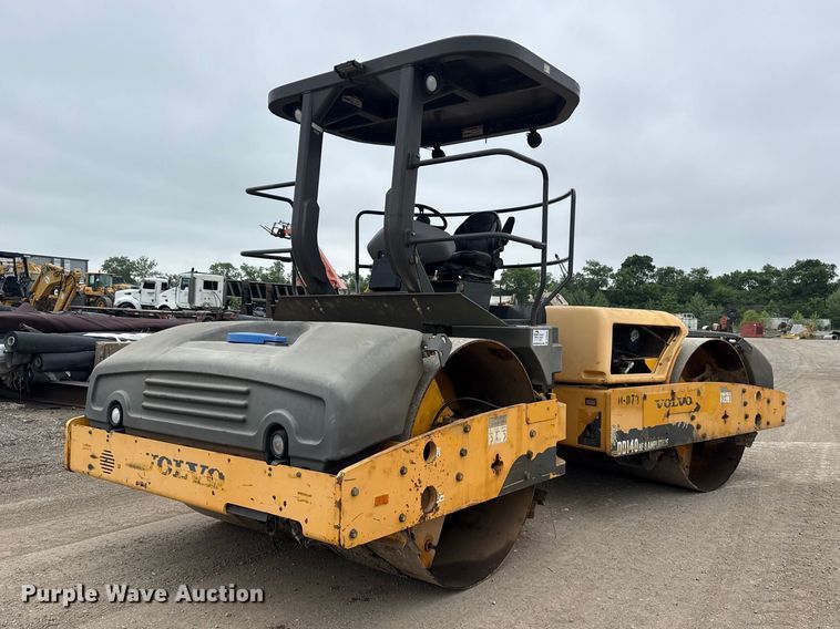 20115 Volvo DD140 double drum vibratory roller - DO8508