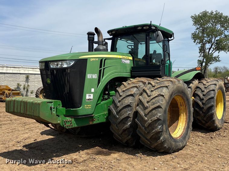 2014 John Deere 9510R Scraper Special  4WD tractor - DT0156
