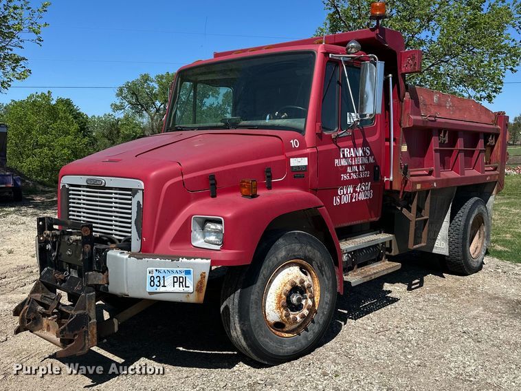 2003 International FL70 dump truck - DV0904