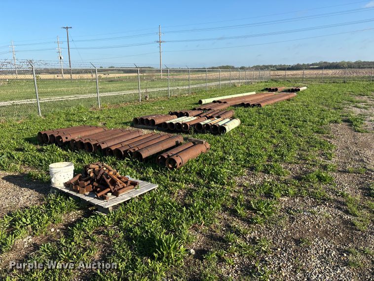 Approximately 59 trench box spreader bars - EA4782