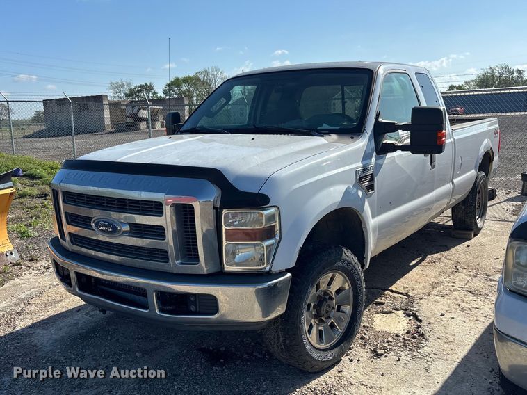 2008 Ford F-250 Ext. Cab pickup truck - EA4783