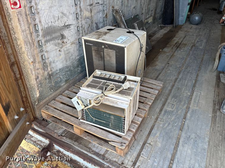 Assorted electronics - EA4788