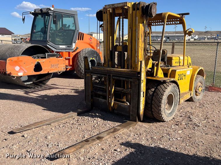 1969 Hyster H100C-AF-48 forklift - EB1412