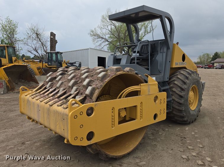 1999 Bomag BW 213PDH-3 single drum vibratory roller - EB1415