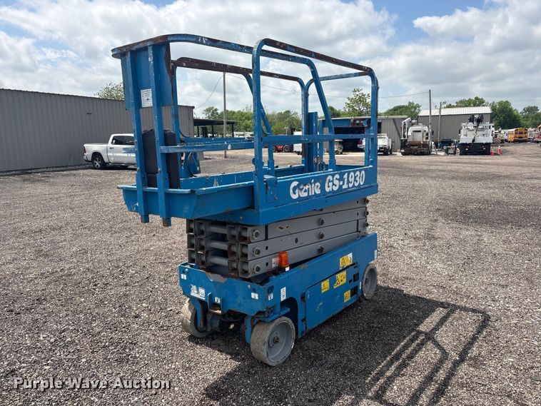 2014 Genie GS-1930 scissor lift - EG8989