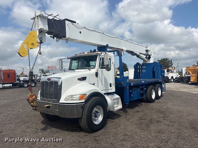 2007 Peterbilt 340 crane truck - EG8991