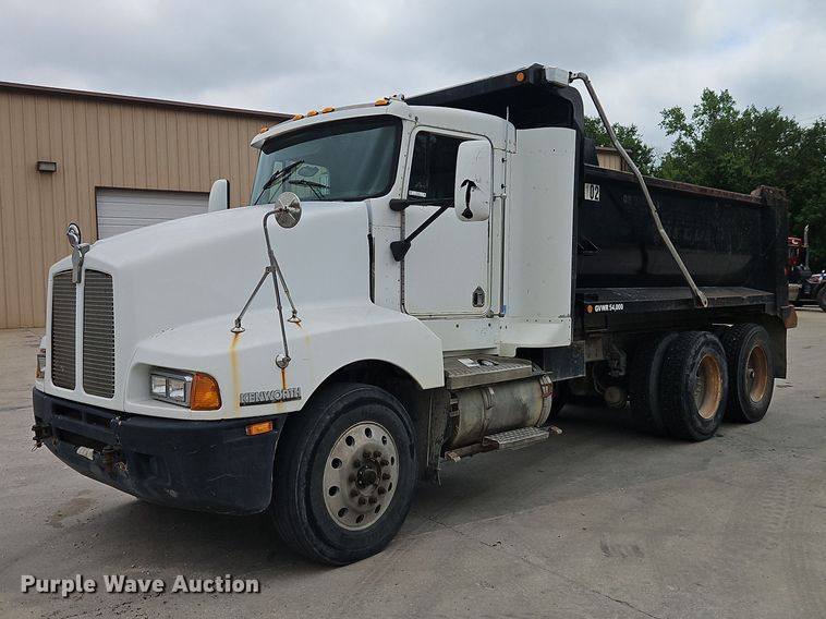 1998 Kenworth T600 dump truck - EO7256
